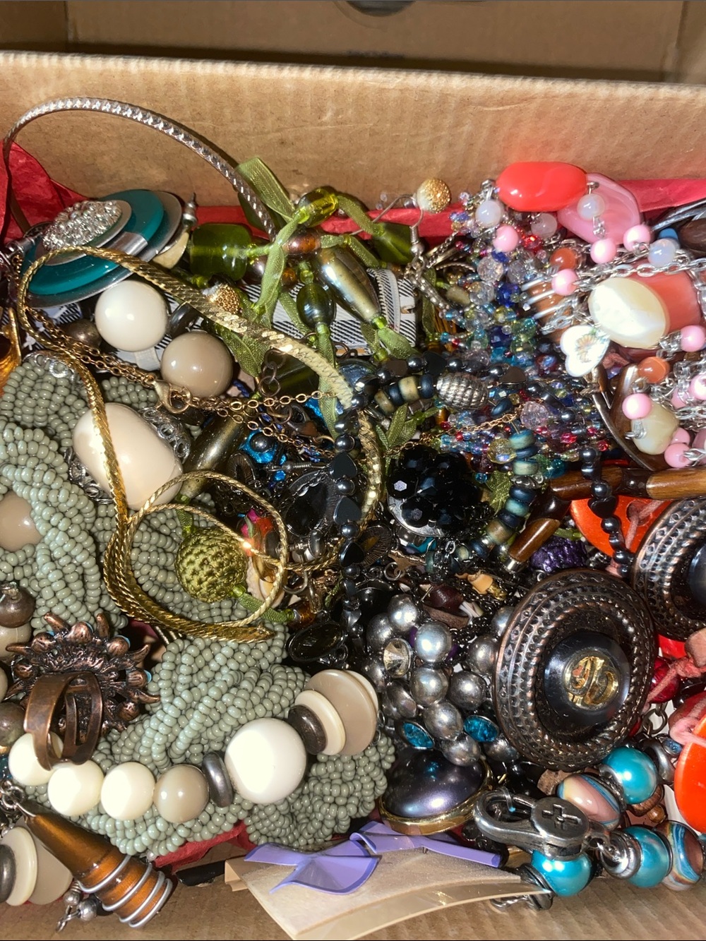 Vintage to Now Repair Crafting recycle Jewelry 3 lbs plus - Picture 7 of 9